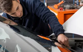 Windshield Replacement Near Me with certified technician